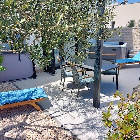 Boutique La Perla Jacuzzi Apartment Murter Exterior photo
